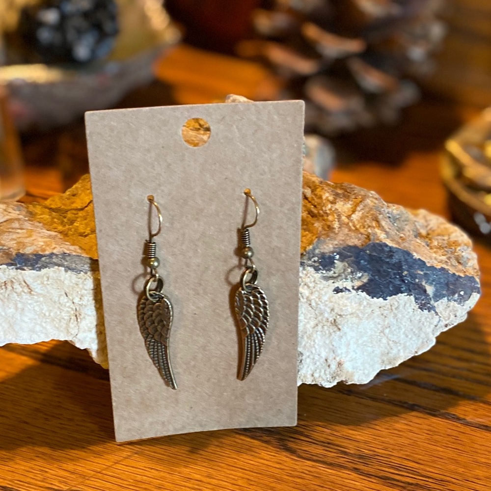 Antique Bronze 1” Wings